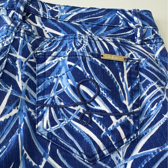 Lilly Pulitzer South Ocean Blue and White Ankle Cropped Jeans - Picture 12 of 15